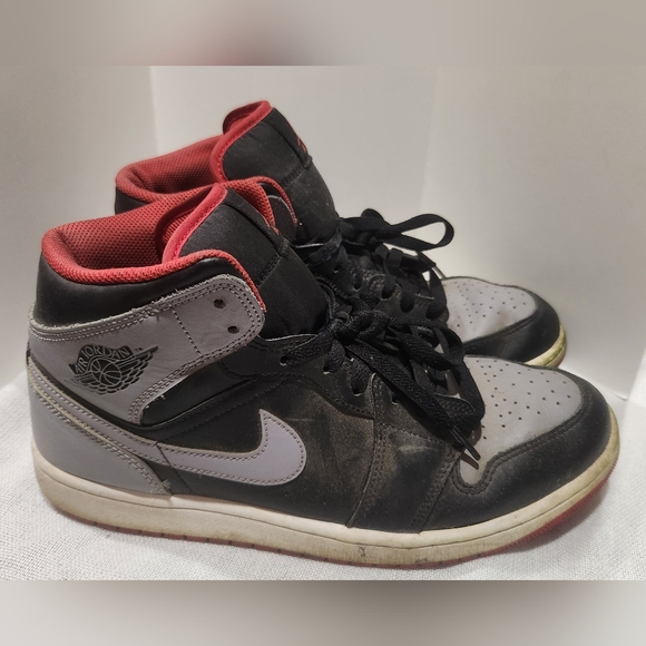 Nike Air Jordan 1 Mid “Cement Grey” Size 10.5 Shoes (DQ8426-006) - Picture 1 of 6